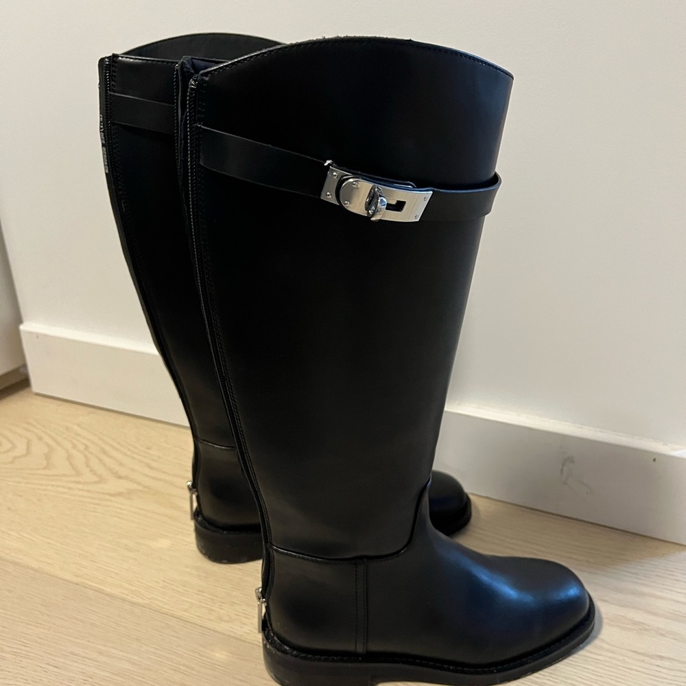 Stylish Black Riding Boots